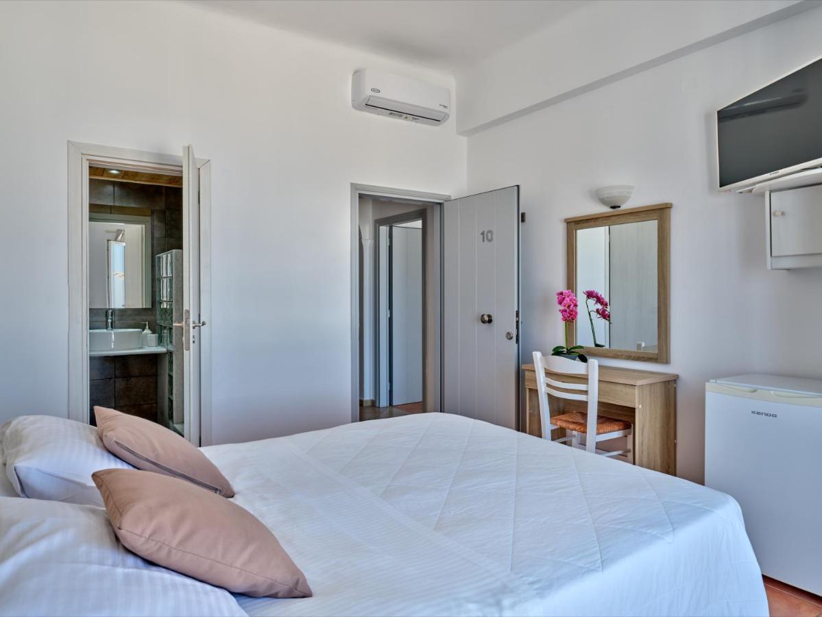 Hotel Galini ナウサ エクステリア 写真